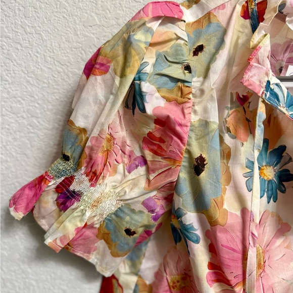 Entro Colorful Floral Puff Sleeve Blouse - Picture 4 of 4
